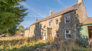 Traditional farmhouse overlooking the Tyne Valley