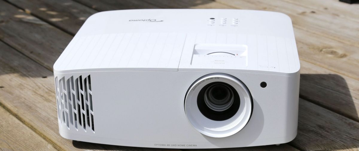 Optoma UHD38 projector in white