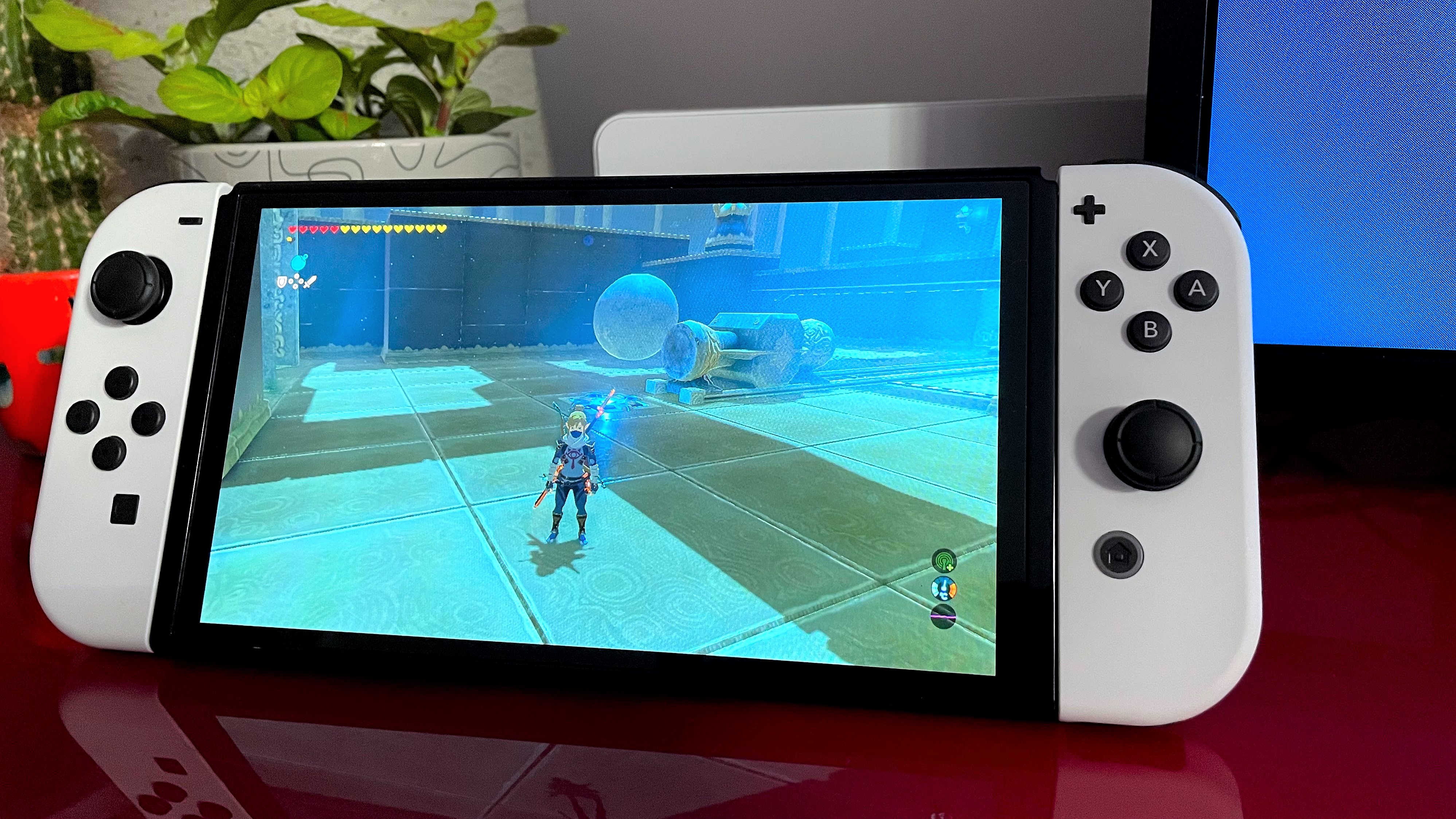 Next-generation 8-inch Nintendo Switch console coming this year?