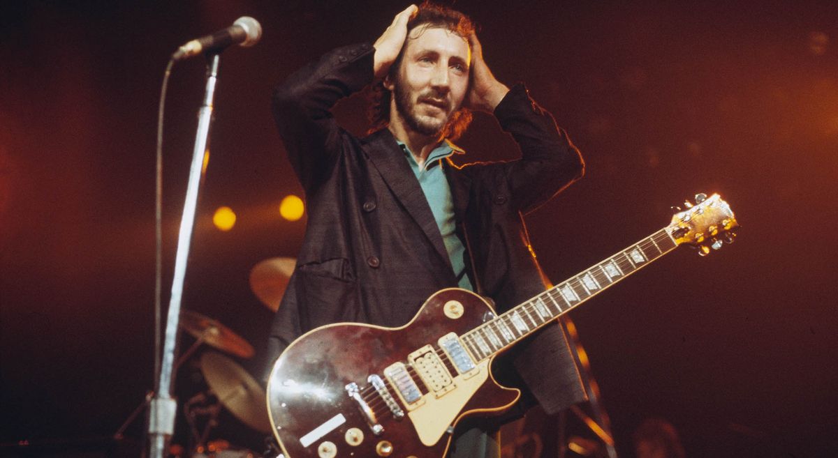 The Who&#039;s Pete Townshend puts his hands over his ears live onstage and wears a modded Gibson Les Paul.