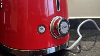 Smeg TSF01 toaster review