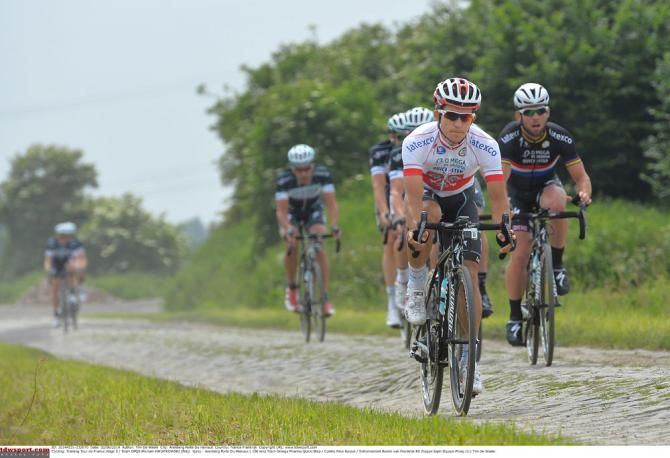 Michal Kwiatkowski (Omega Pharma QuickStep) looks for the best line
