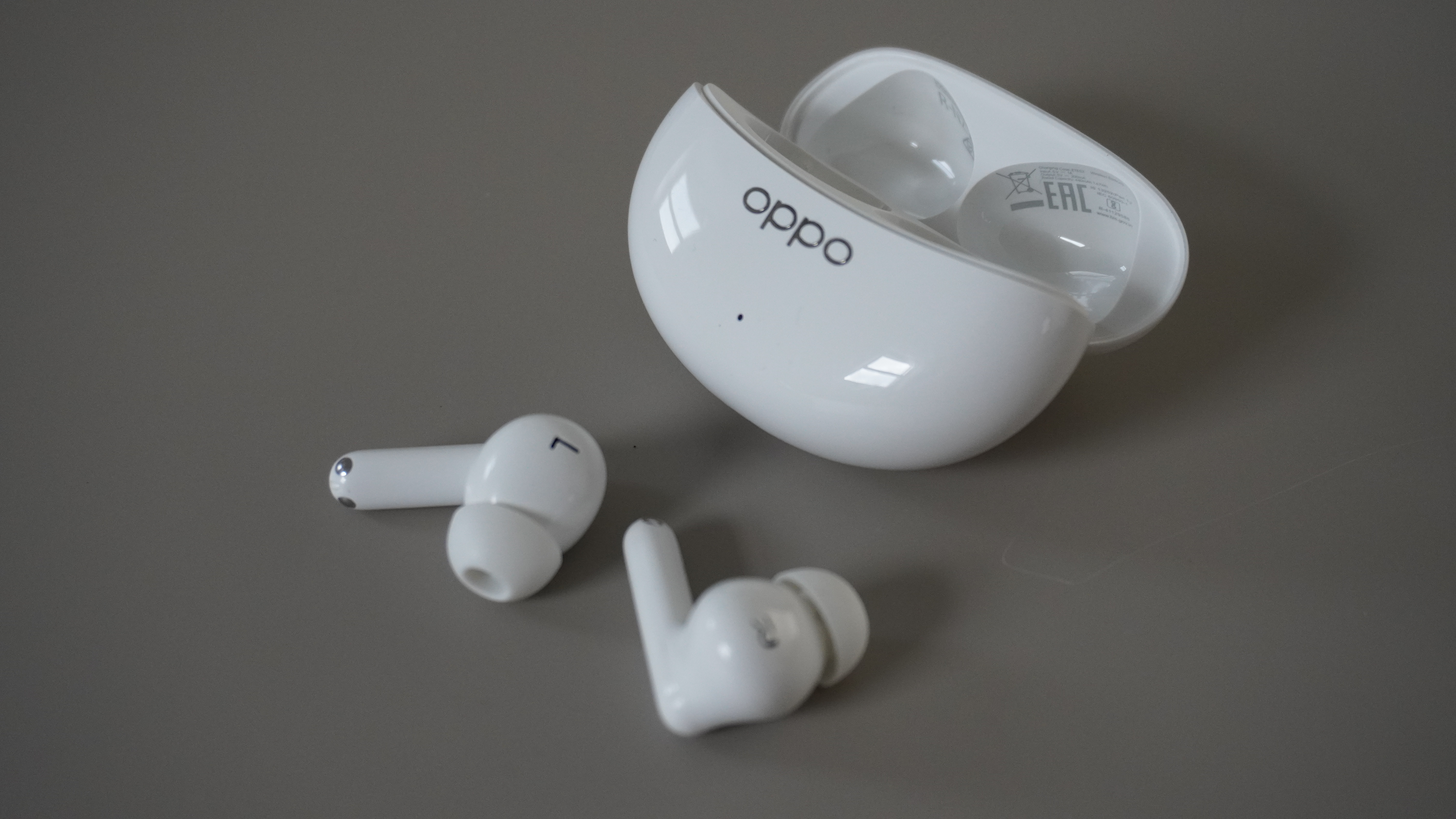 OPPO Enco Air3 Review: Trendy earbuds with punchy bass on a budget