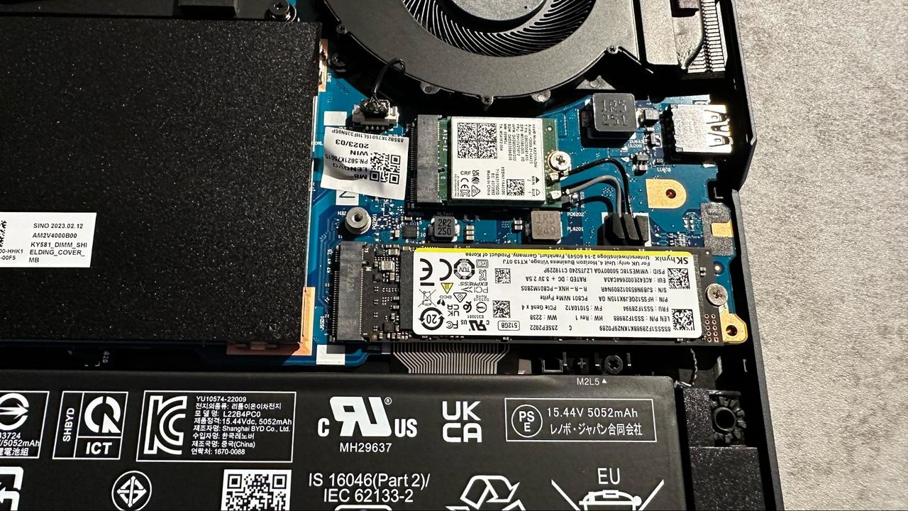 Lenovo Legion Pro 5i (Gen 8) SSD