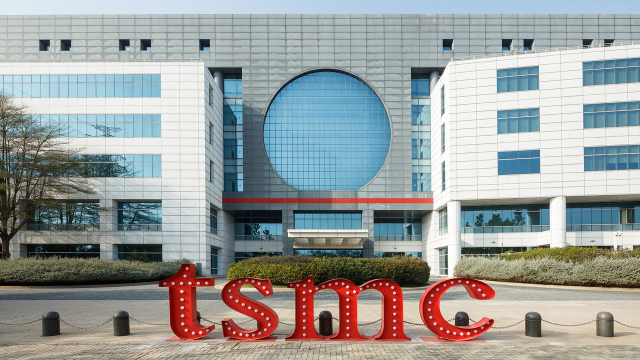 TSMC to charge premium for making chips outside of Taiwan, including its new US fabs, CEO says