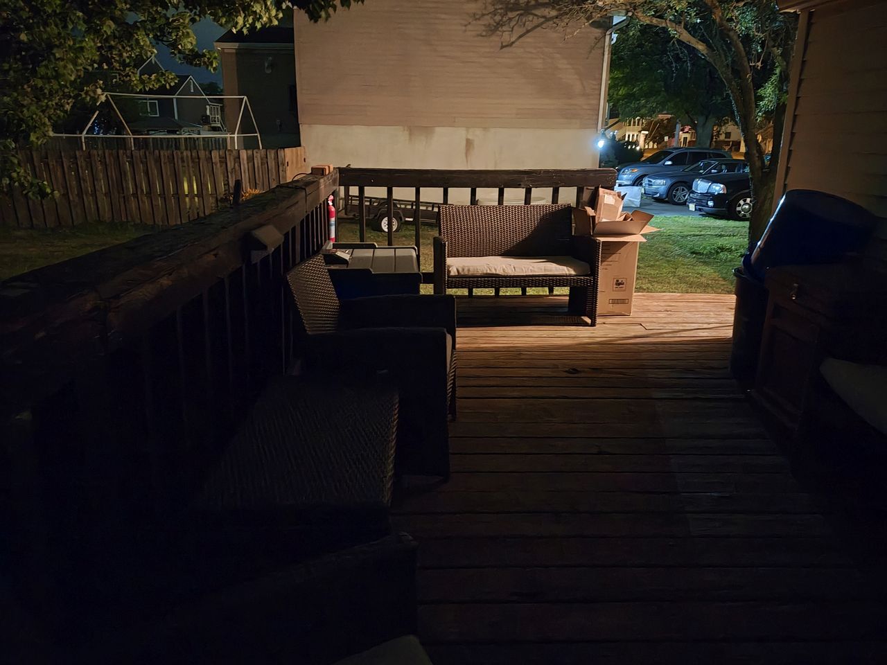 Motorola Razr Plus 2024 low light sample.