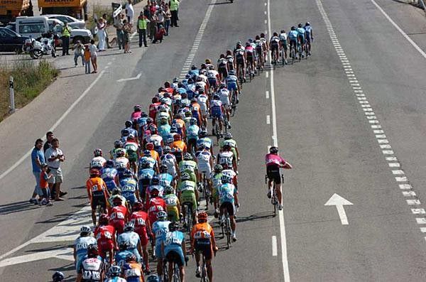Stage 15 ran from Motilla del Palancar to the Ford factory in Almussafes; 182km in all