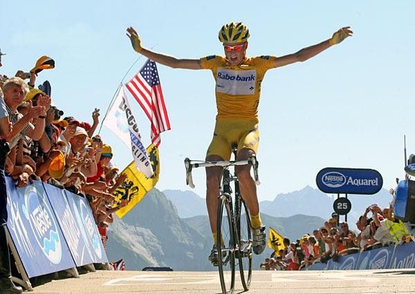 Rasmussen wins the stage