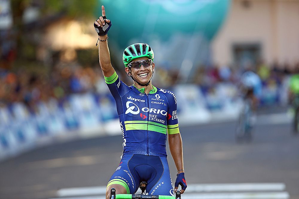 Esteban Chaves (Orica-BikeExchange) takes the win at Giro dell'Emilia