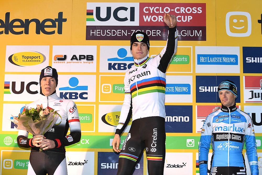 Wout Van Aert waves from the podium in Zolder