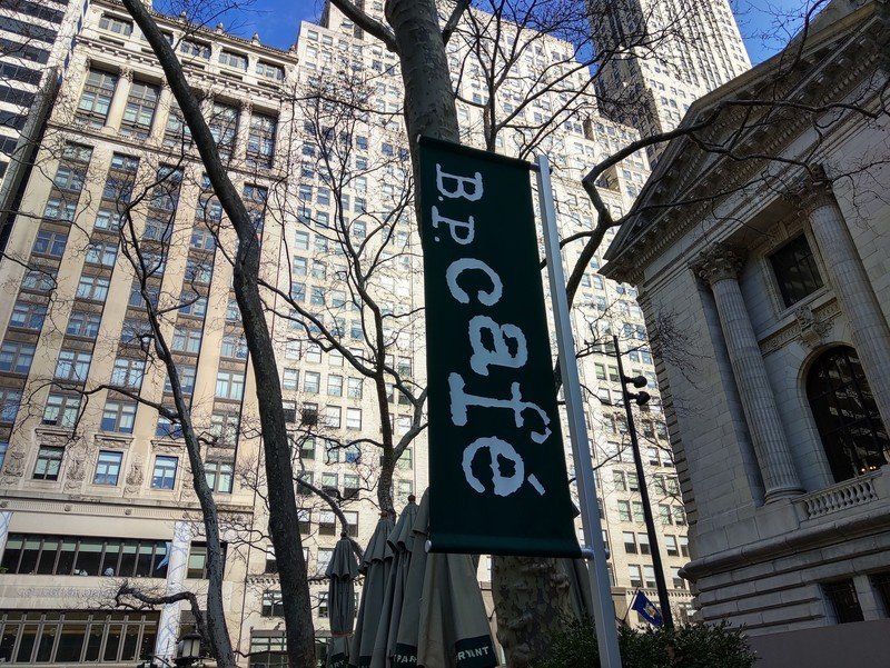 Motorola RAZR camera sample