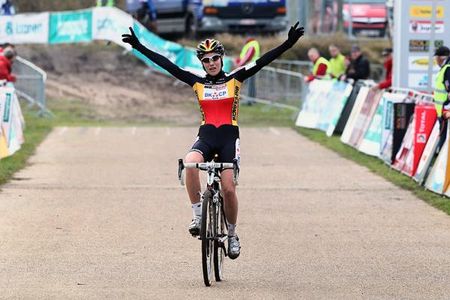 Belgian champion Sanne Cant (Veldritacademie Enertherm-BKCP) soloed to victory in Zonhoven