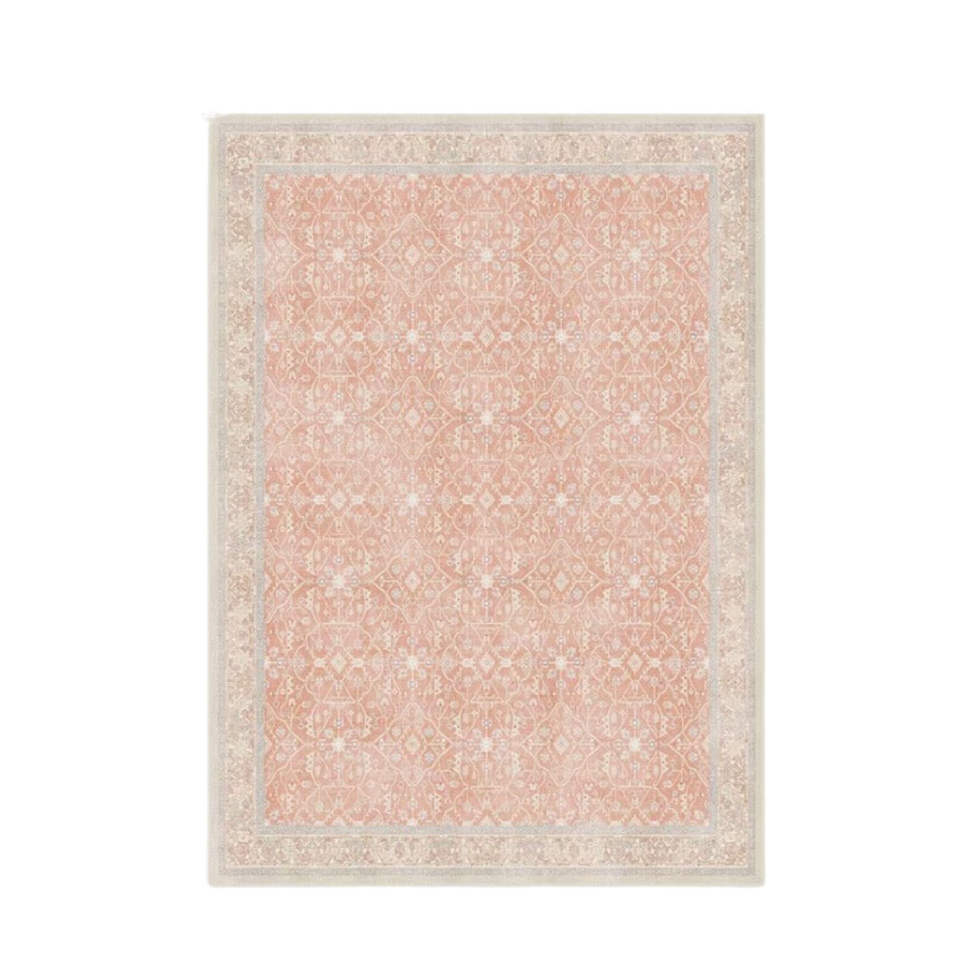 Karpet bermotif coral