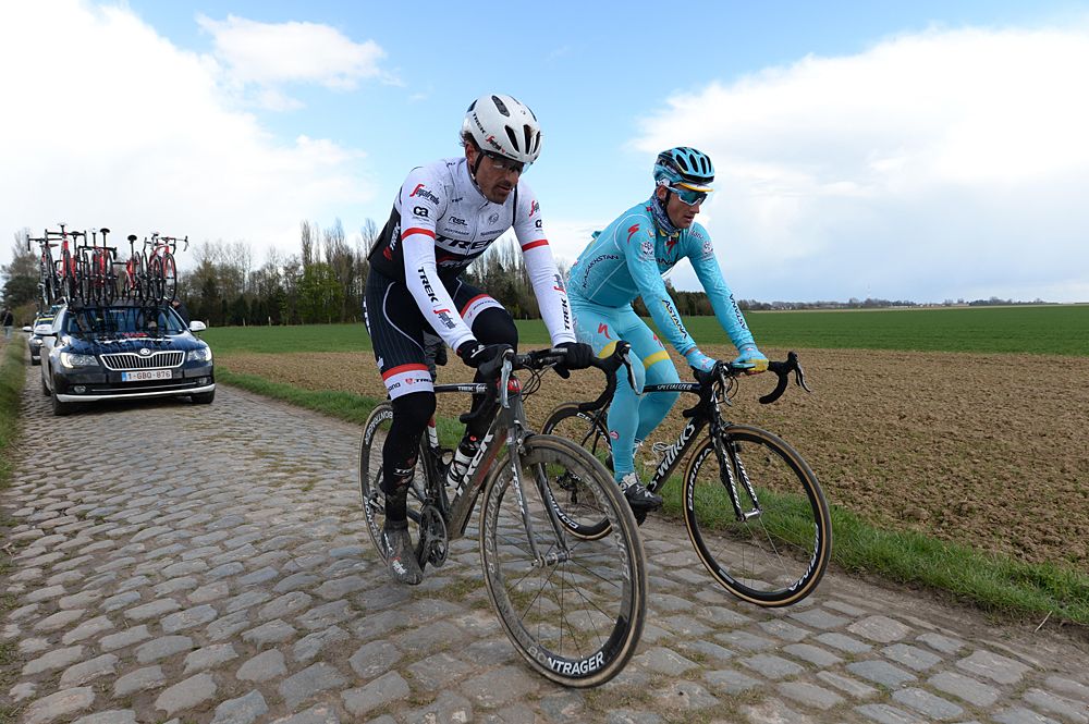 Fabian Cancellara trains on the Carrefour de l'Arbre secteur