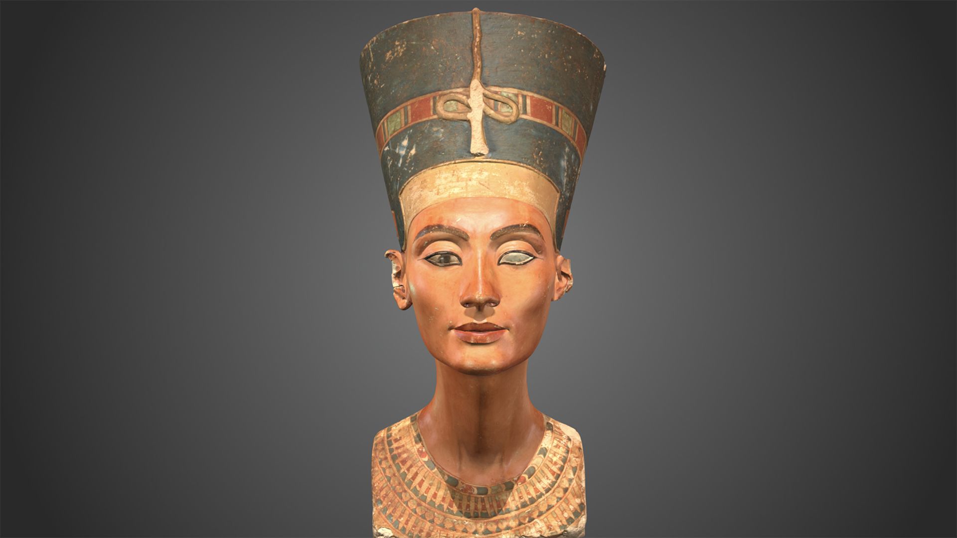 😱 A New Scan of Queen Nefertiti’s Bust Reveals Something Unexpected