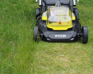 Ryobi 40cm Cordless Brushless Lawn Mower