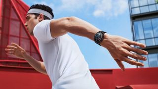 Tennis player wearing Huawei Watch GT 3