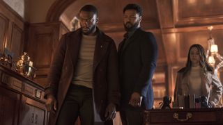 Aldis Hodge as Alex Cross, Isaiah Mustafa as John Sampson and Alona Tal as Kayla Craig standing around in Cross