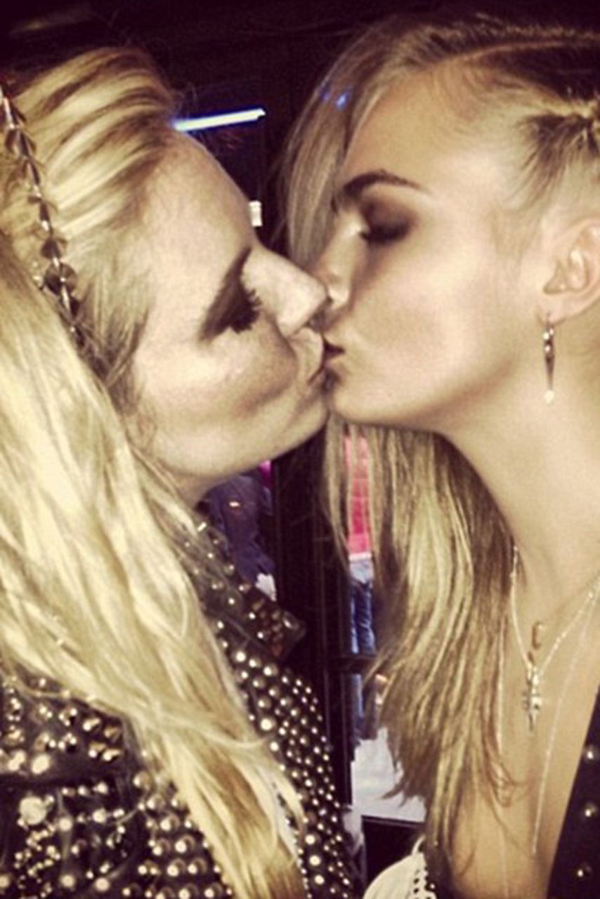 Cara Delevingne and Sienna Miller Met Ball