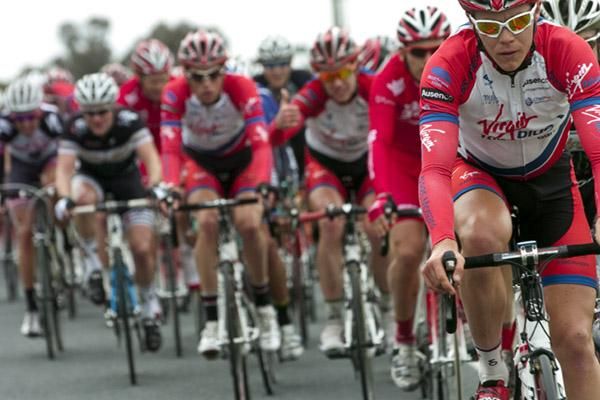Virgin Blue/RBS Morgans were on the front of the peloton and got the thumbs-up for their efforts.