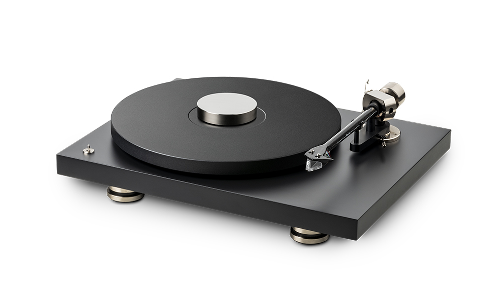 Pro-Ject releases Debut Pro turntable to celebrate 30th