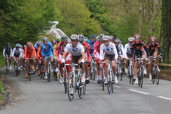Lloyd Mondory (AG2R La Mondiale) at the front of the peloton.