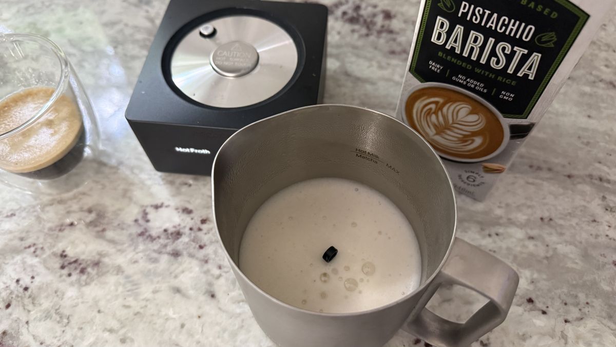 Terra Kaffe Aero with plant based milk