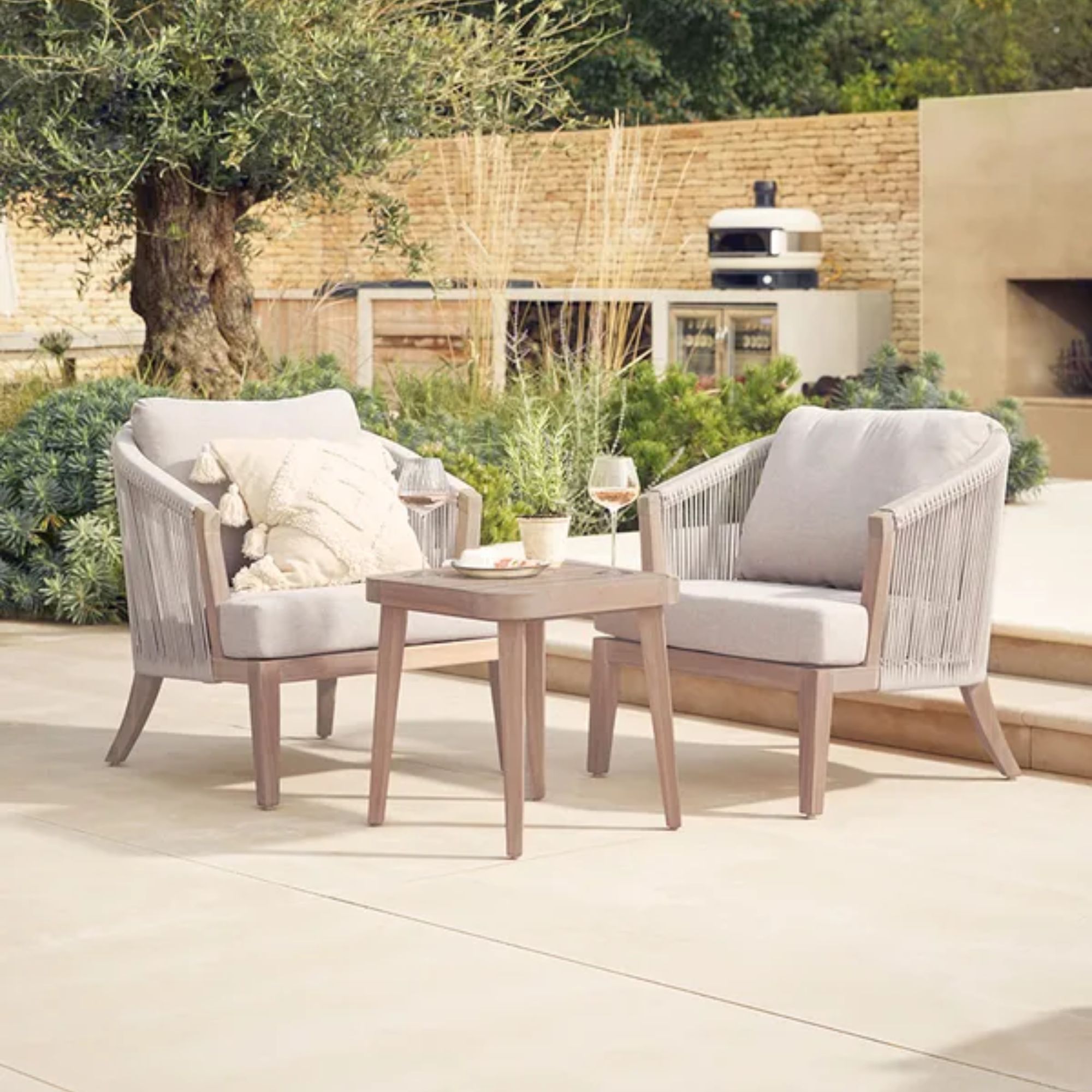 Calabra Bistro Set
