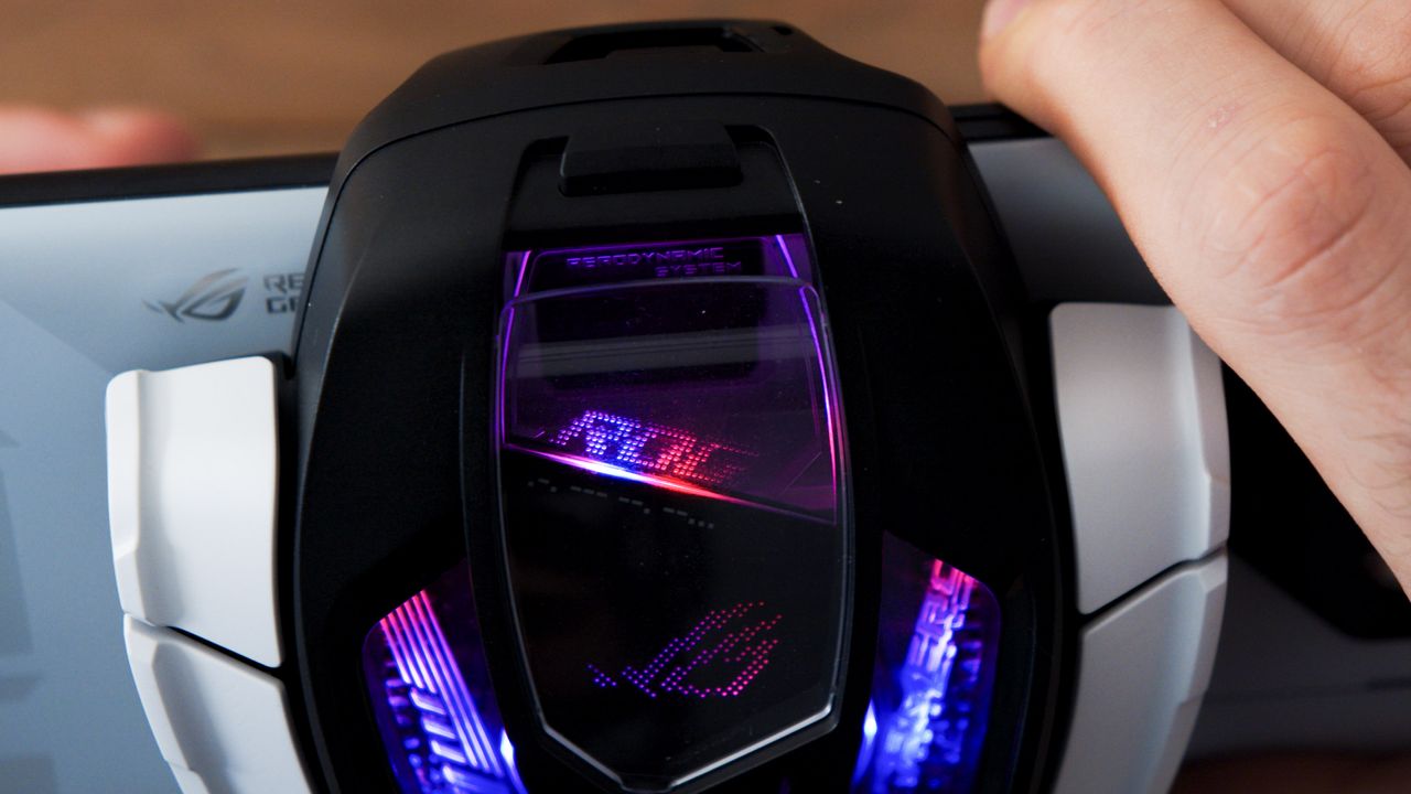 A photo of the ROG Phone 7 Ultimate and Redmagic 8 Pro
