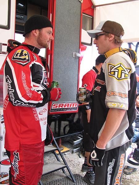Nathan Rennie (L) and Steve Peat