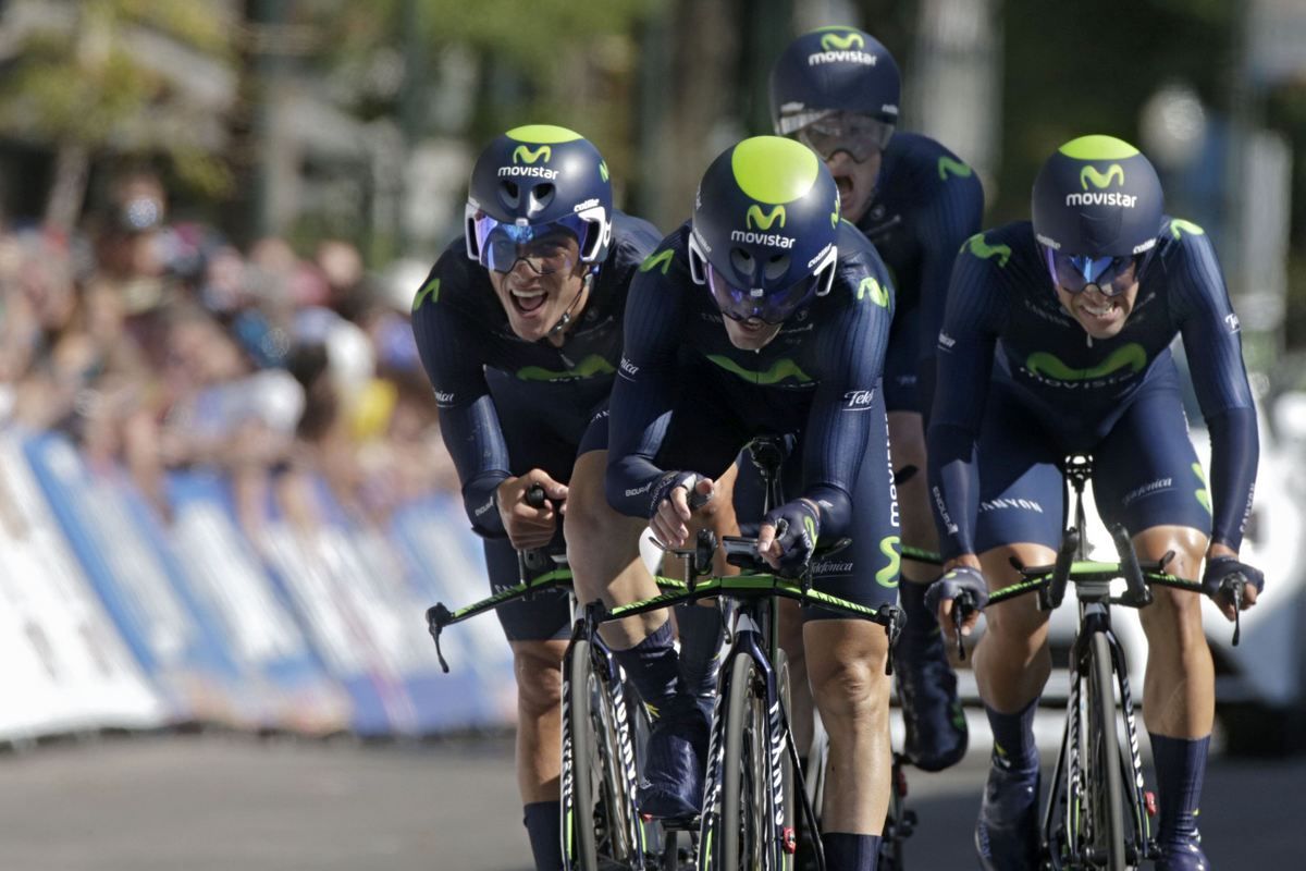 Movistar cross the line in third place