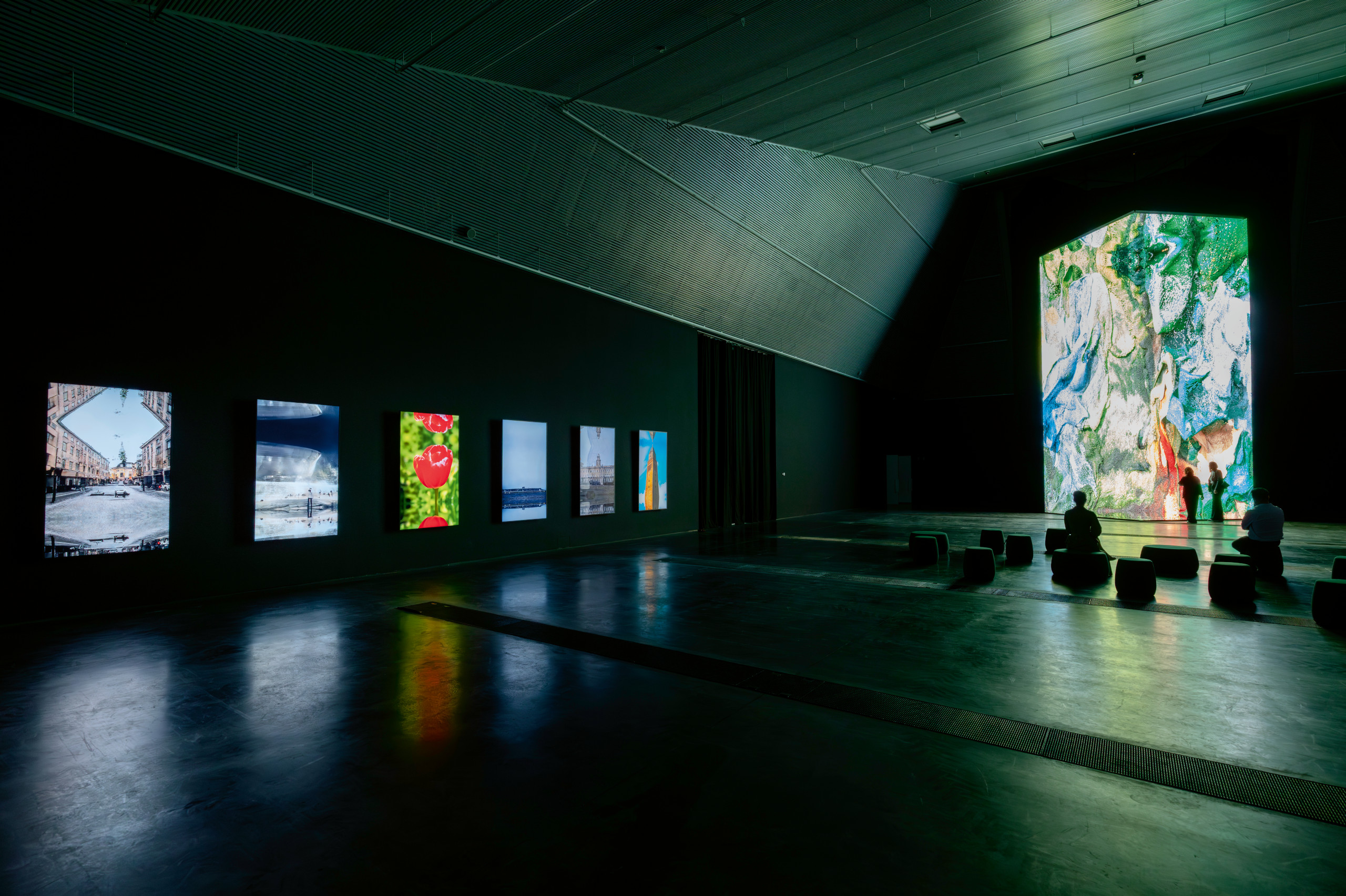 Latent City, Anadol's installation in Bruges