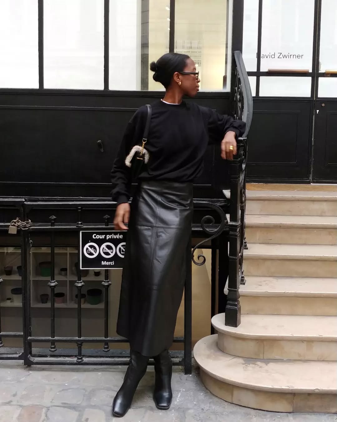 Stylish women wearing easy winter outfits