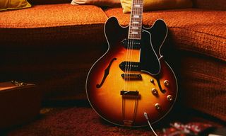 Gibson's new Slim Harpo Lovell ES-330