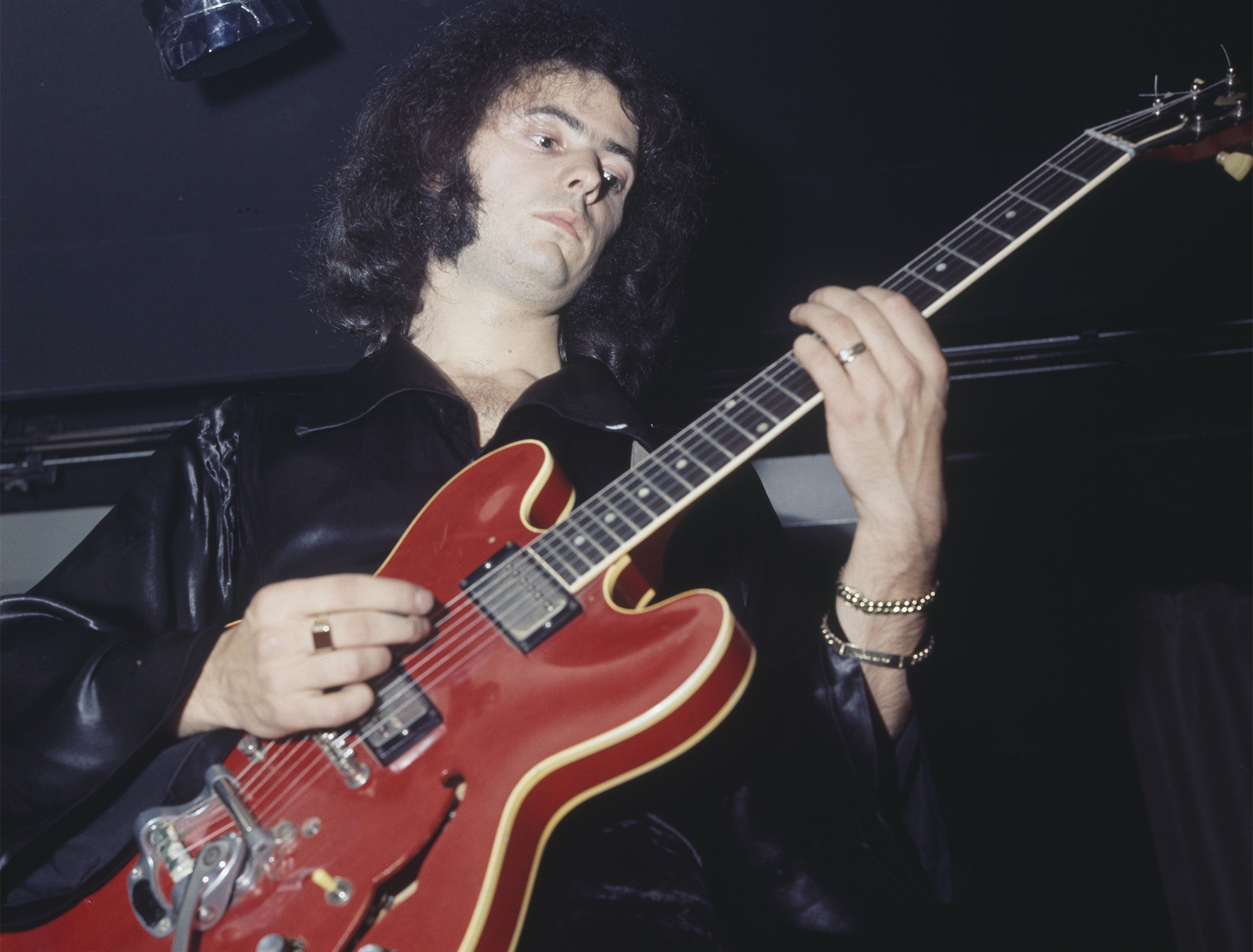 Guitarist Ritchie Blackmore playing a Gibson ES-335 with Deep Purple, 1969.