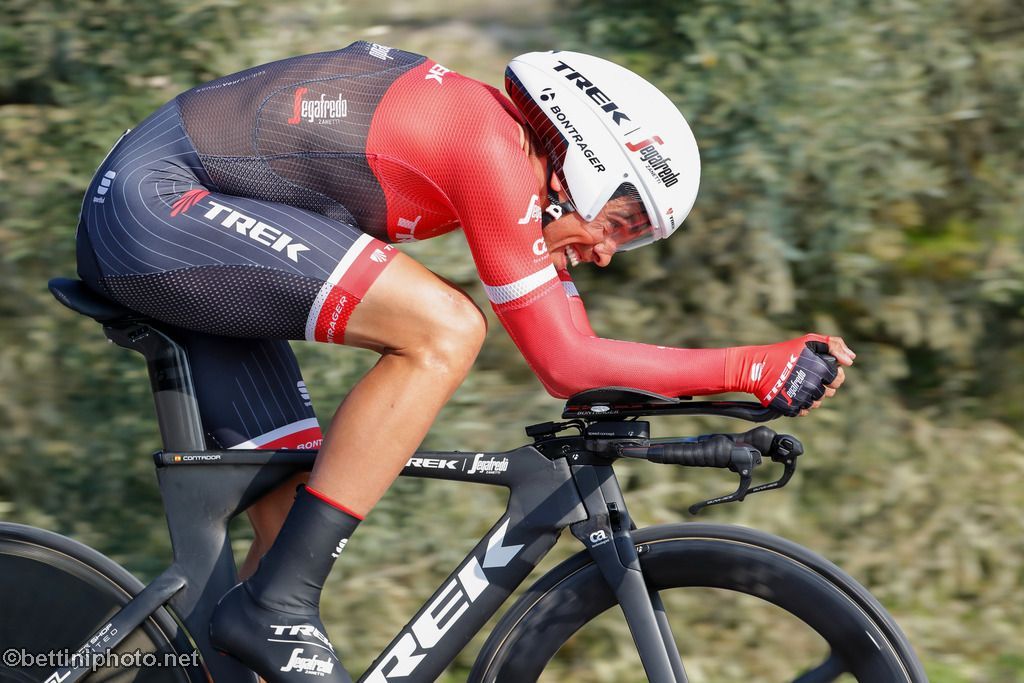 Alberto Contador going into the red hoping to hold onto his Ruta del Sol race lead