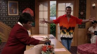 Jamie Foxx with his arms spread wide open on The Jamie Foxx Show