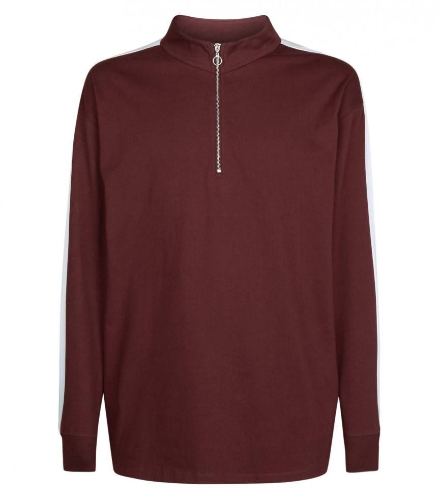 the-best-new-menswear-you-can-buy-this-week-october-7-4-1556648058-MA0B-column-width-inline