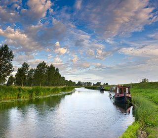 Narrowboat on the Great Ouse