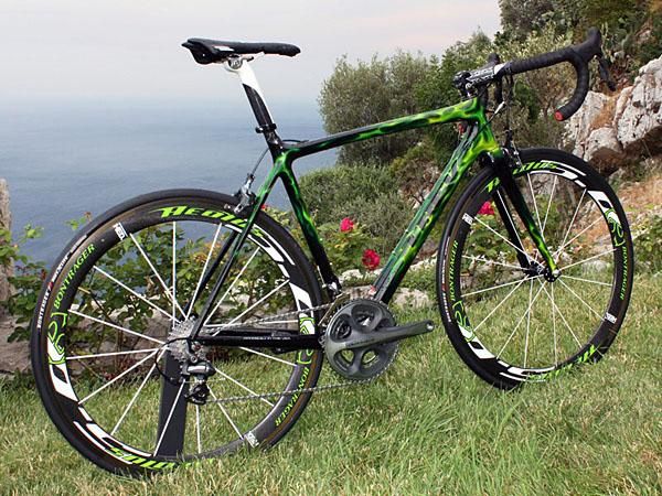 In addition to the standard range of Project One custom options, Trek will also offer special 'Signature Series' versions with more elaborate paint schemes.