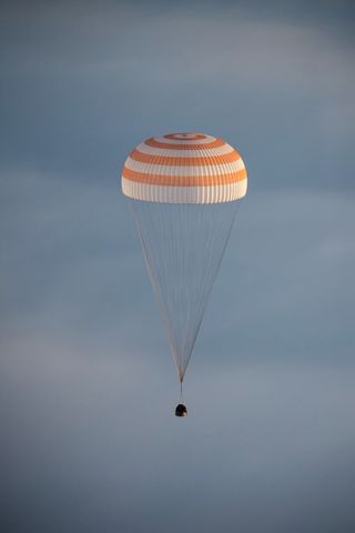 Expedition 42 Soyuz Under Parachute