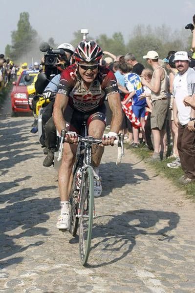 O'Grady making his move on the cobbles