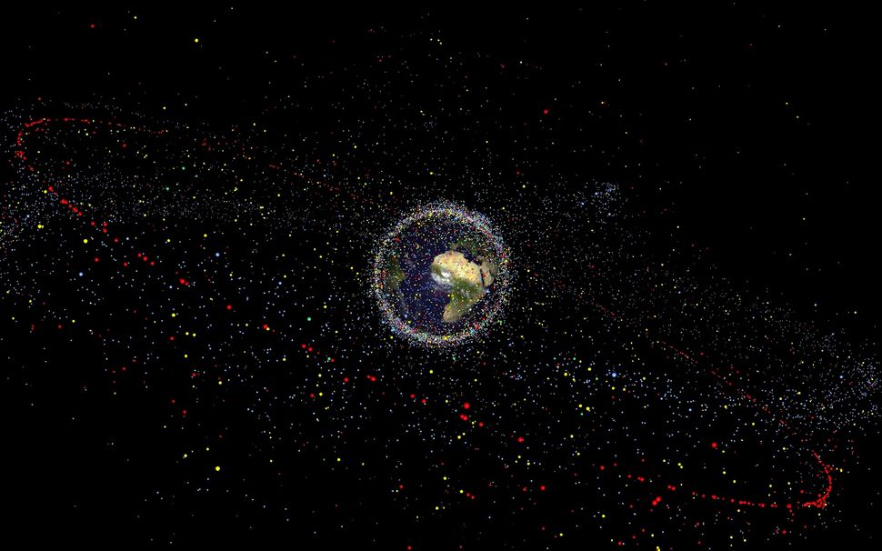 Space junk. Космический мусор вокруг земли. Околоземное космическое пространство. Загрязнение космического пространства. Космический мусор в космосе.