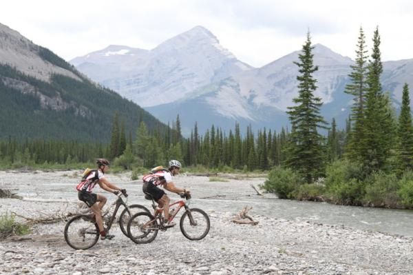 Team Timex/Sugoi enjoy the spectacular surroundings of Kananaskis.