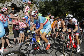 Vincenzo Nibali struggles up the climb to La Pierre-Saint-Martin