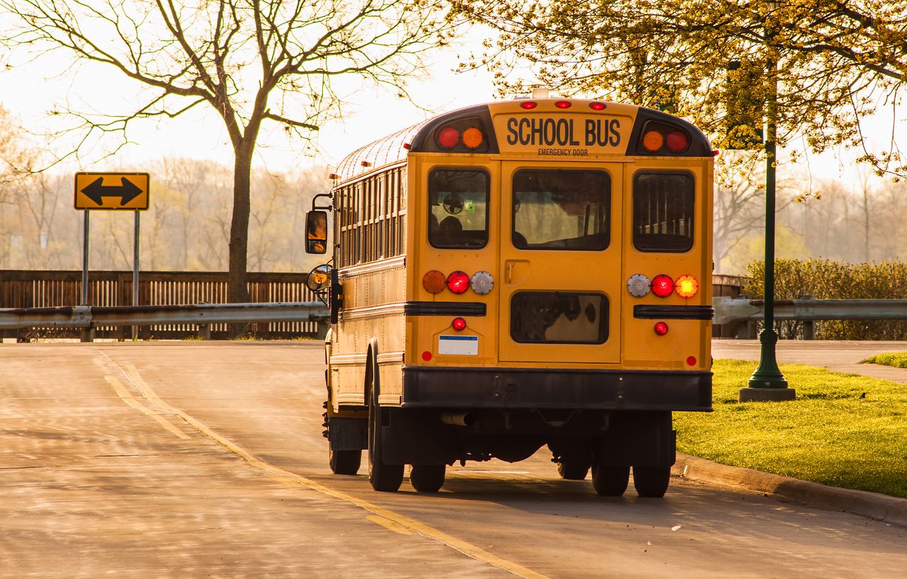 This teenager saved a bus full of school children.