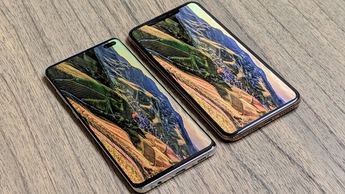 Galaxy S10 Plus Vs Iphone Xs Max Which 1 000 Phone Wins Tom S Guide