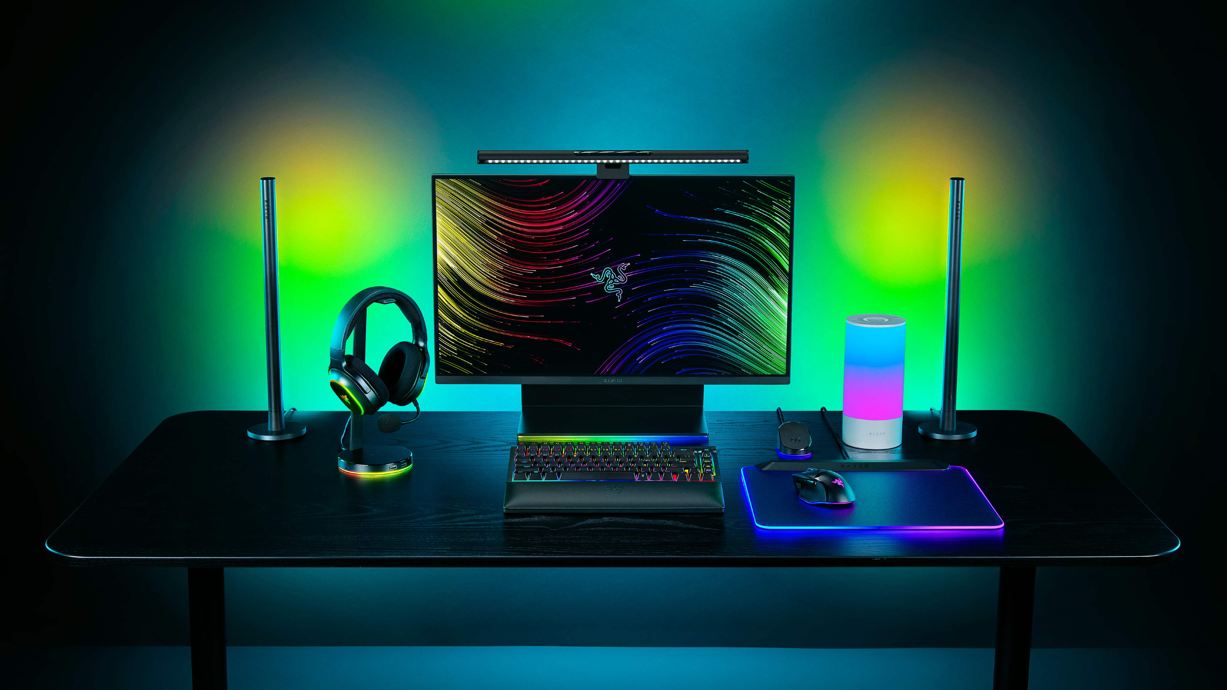 Image of the Razer Aether Standing Light Bars.