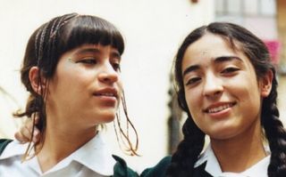 the two girls in Perfume De Violetas