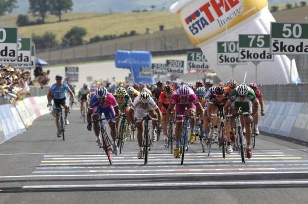 Here comes the sprint.